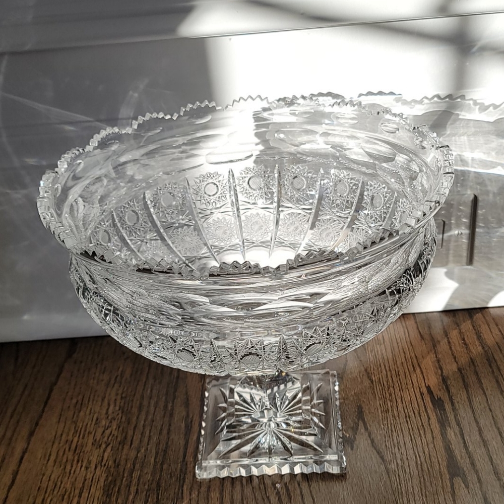 Miller Crystal large pedestal bowl